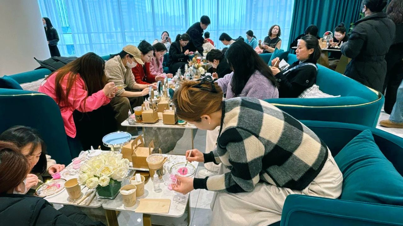 2025新澳免费资料成语平特