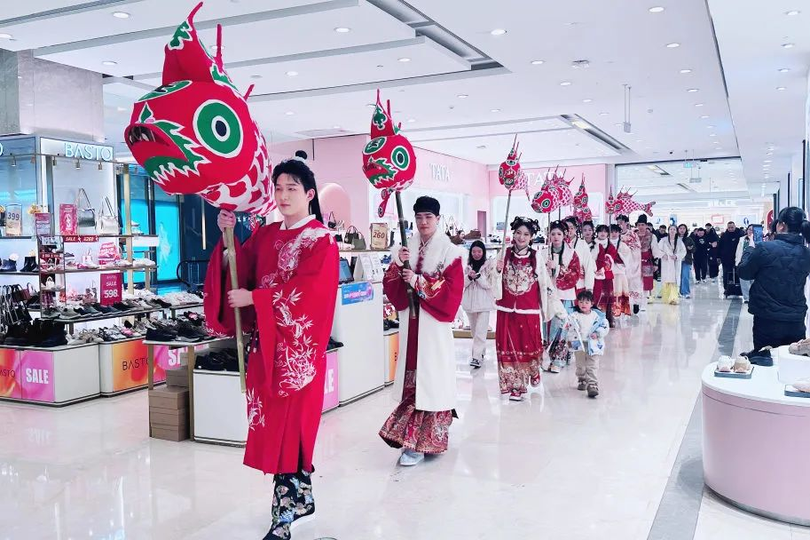 2025新澳免费资料成语平特
