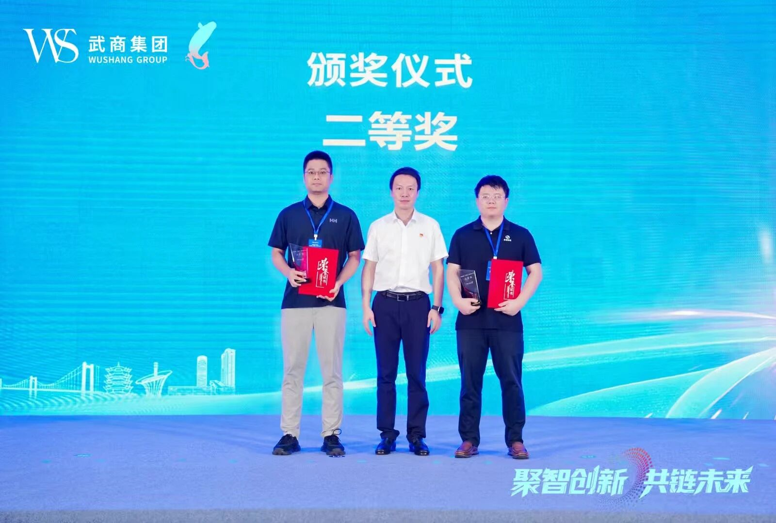 2025新澳免费资料成语平特
