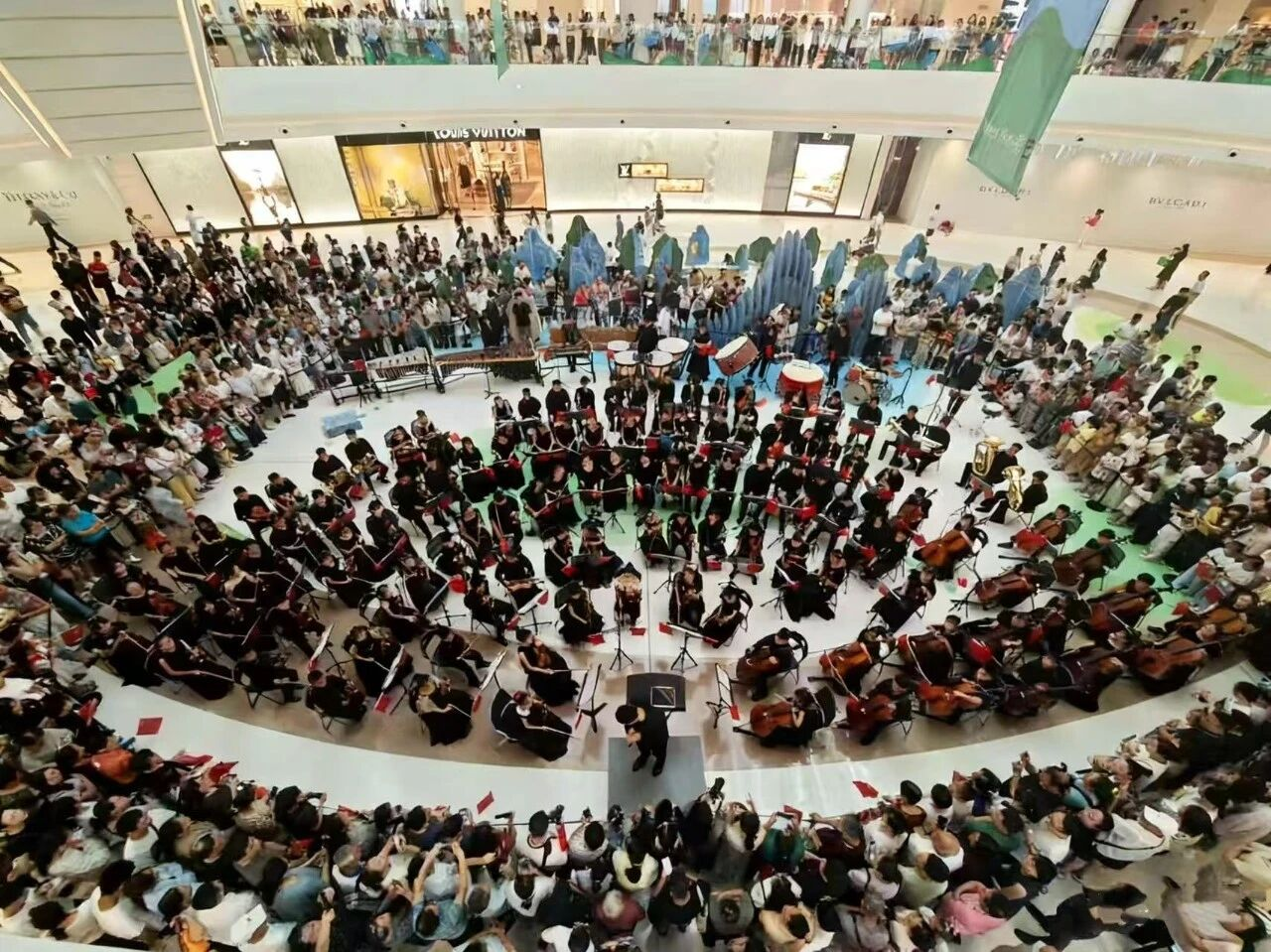 2025新澳免费资料成语平特