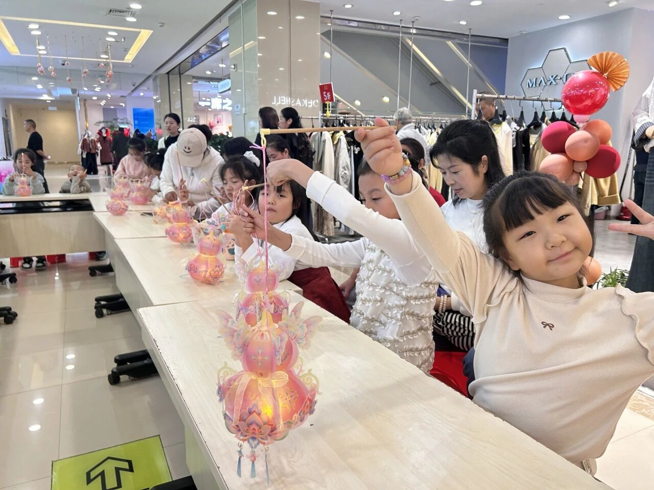 2025新澳免费资料成语平特